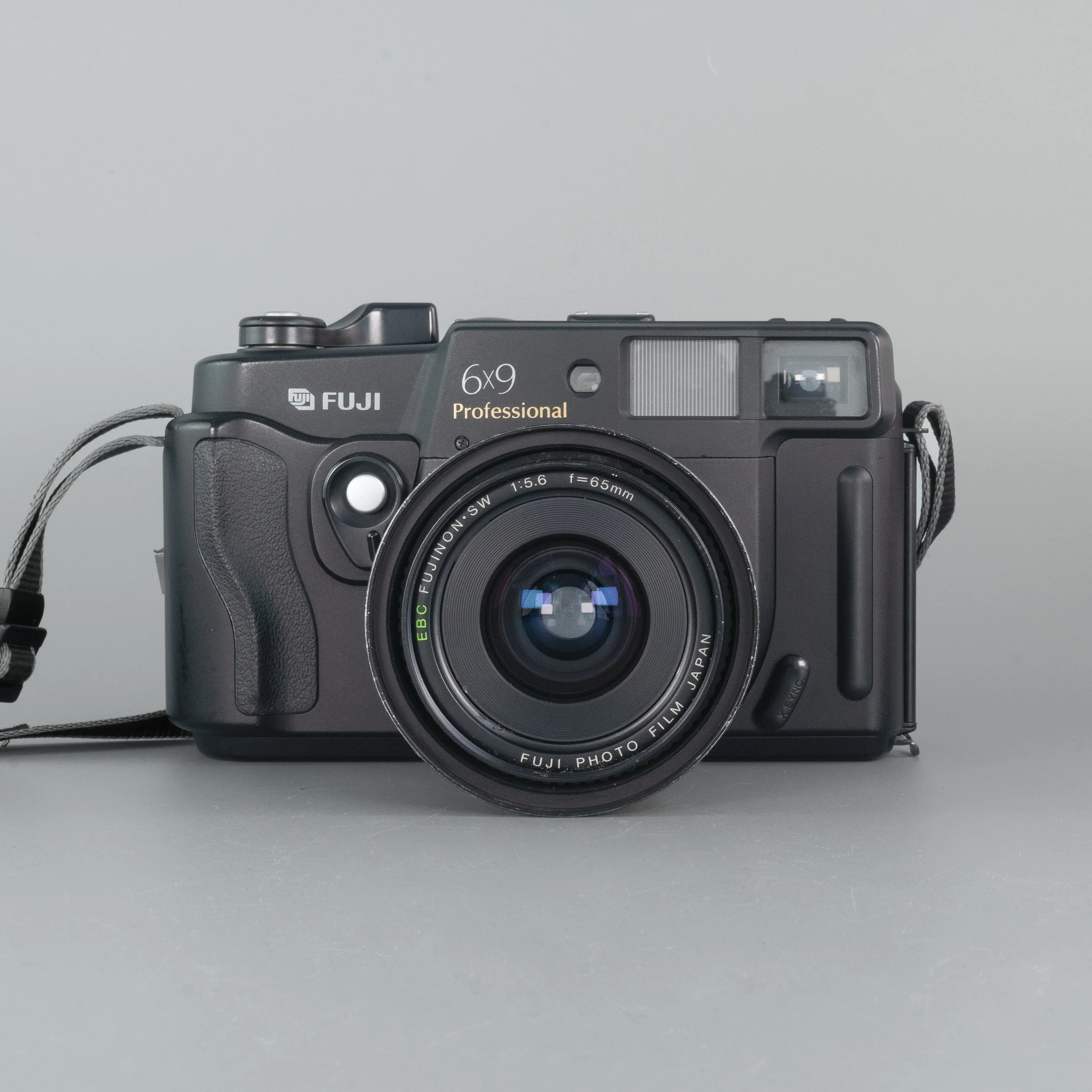 Fuji GSW690 iii 6x9 Professional, — LensFayre